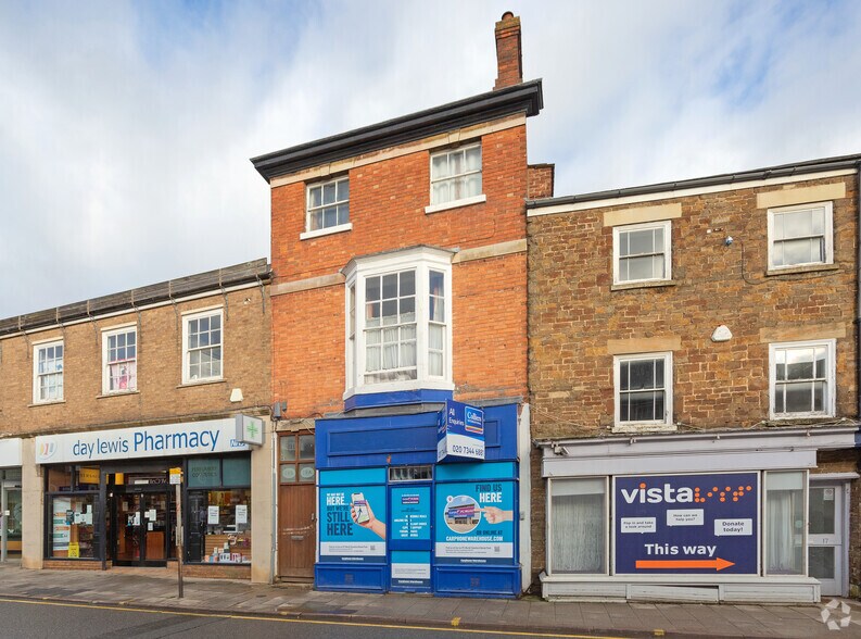 19 High St, Oakham à louer - Photo de l’immeuble – Image 3 sur 9