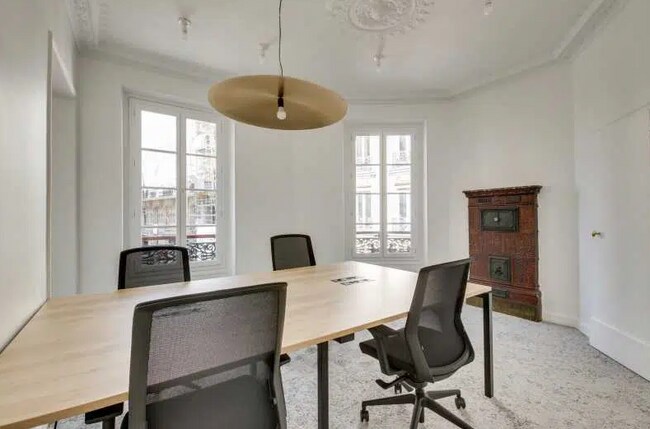 Plus de détails pour Coworking à louer