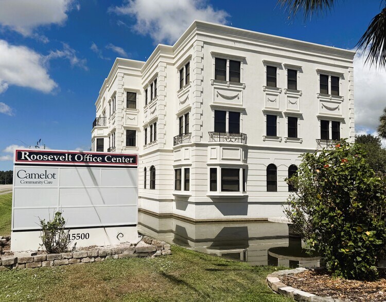 15500 Roosevelt Blvd, Clearwater, FL à louer - Photo de l’immeuble – Image 2 sur 14