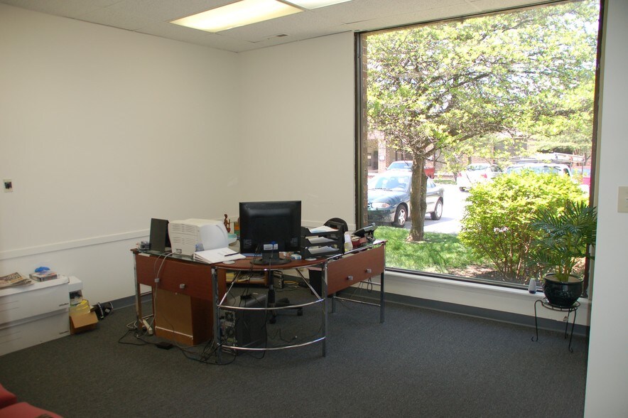 500-566 W Taft Dr, South Holland, IL à louer - Photo intérieure – Image 3 sur 5