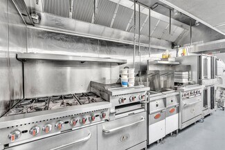 Plus de détails pour 2080 NW 75th St, Miami, FL - Industriel/Logistique à louer