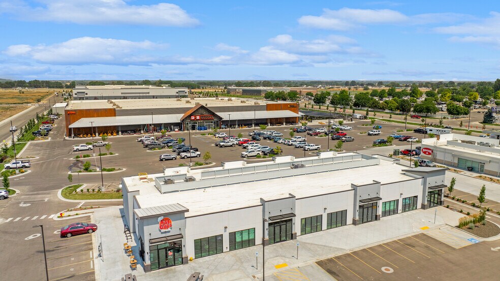 805 Saddle Ave, Caldwell, ID à vendre - Photo de l’immeuble – Image 1 sur 15