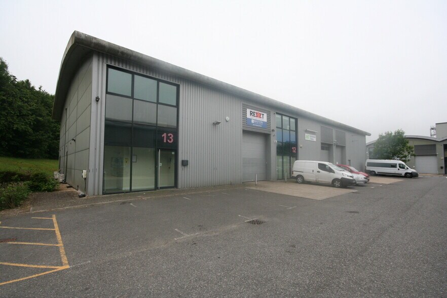 Solar Way, Amesbury à louer - Photo de l’immeuble – Image 1 sur 1