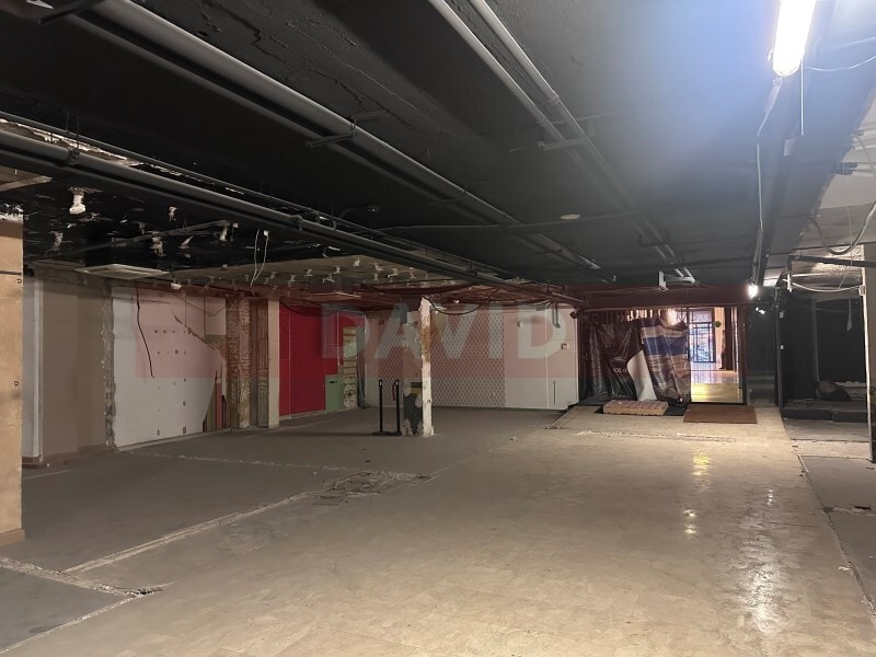 Local commercial dans Barcelone, Barcelona à louer Photo intérieure– Image 1 sur 8