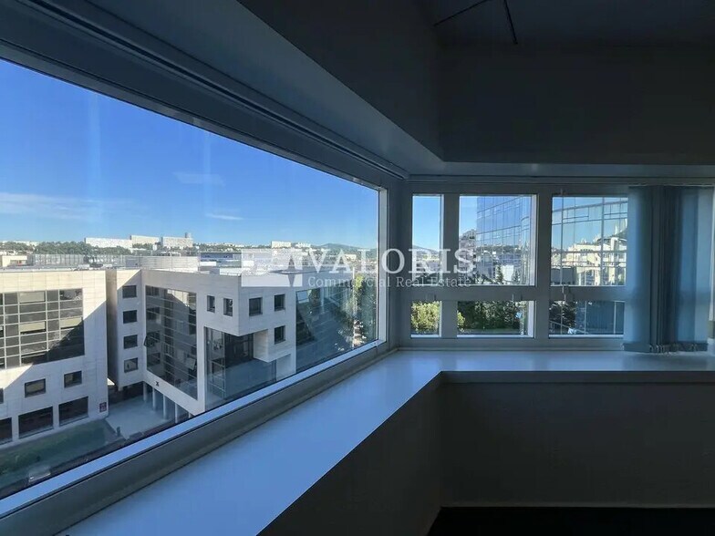 Bureau dans Lyon à louer - Photo de l’immeuble – Image 3 sur 7