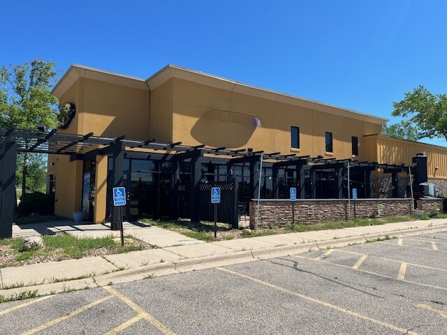 4255 W Frontage Rd, Owatonna, MN à vendre - Photo de l’immeuble – Image 3 sur 6