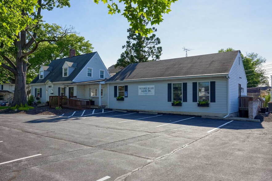 101 S 7th St, Akron, PA à vendre - Photo de l’immeuble – Image 1 sur 10