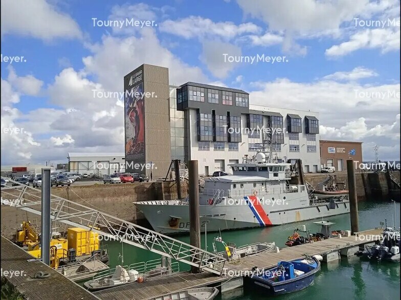 Bureau dans Brest à louer - Photo de l’immeuble – Image 3 sur 8