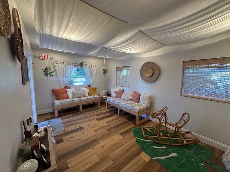 230 Benmore Dr, Winter Park, FL à vendre - Photo de l’immeuble – Image 3 sur 27