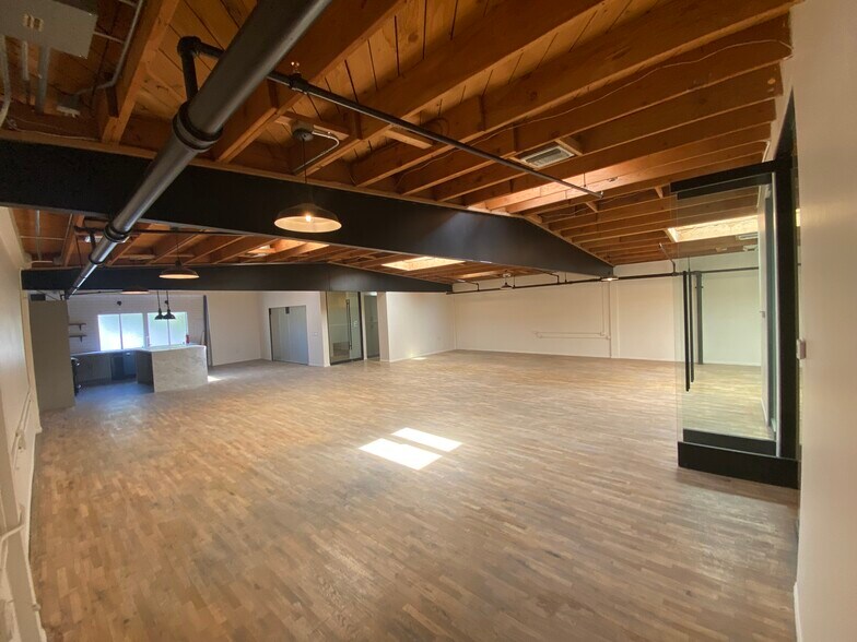 8469-8473 Melrose Ave, West Hollywood, CA à louer - Photo intérieure – Image 3 sur 8