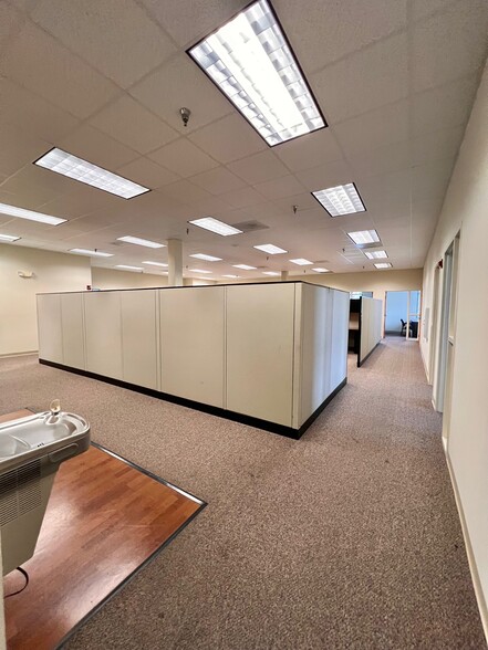131 E Commerce St, Amherst, VA à louer - Photo de l’immeuble – Image 2 sur 21