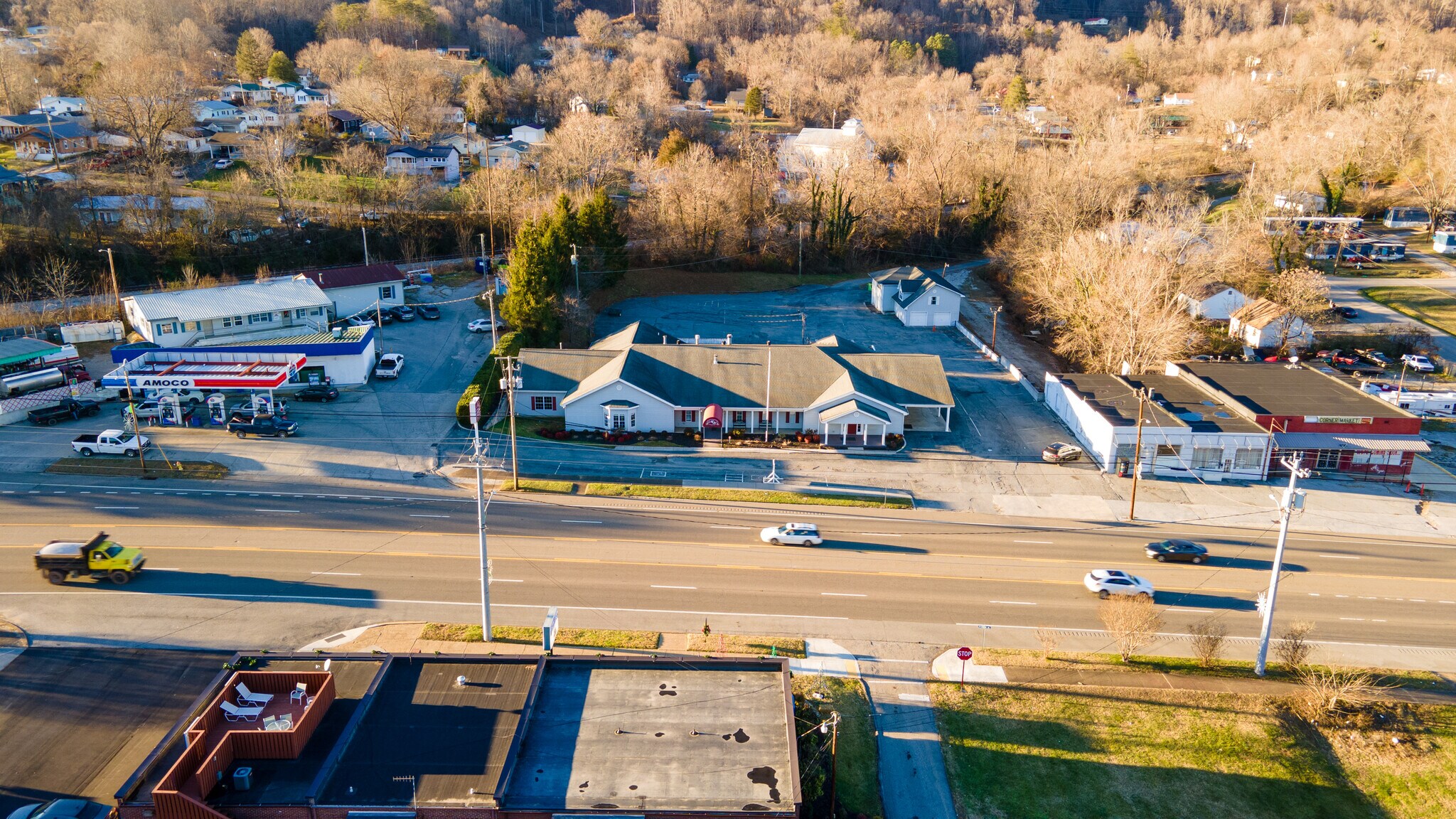 700 W Central Ave, LaFollette, TN à vendre Photo de l’immeuble– Image 1 sur 8