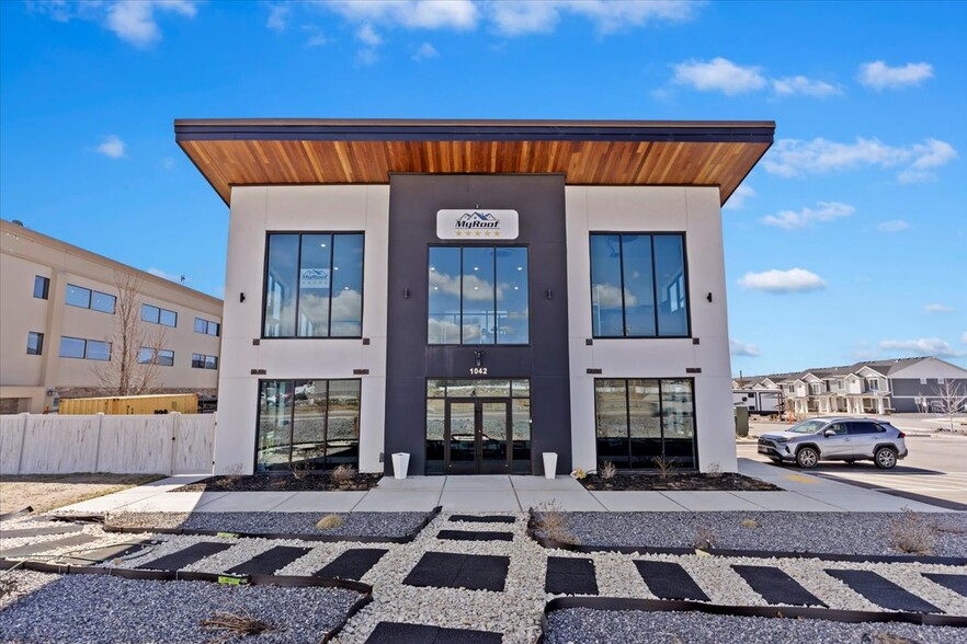 1042 3000 N, Layton, UT à vendre - Photo de l’immeuble – Image 2 sur 39