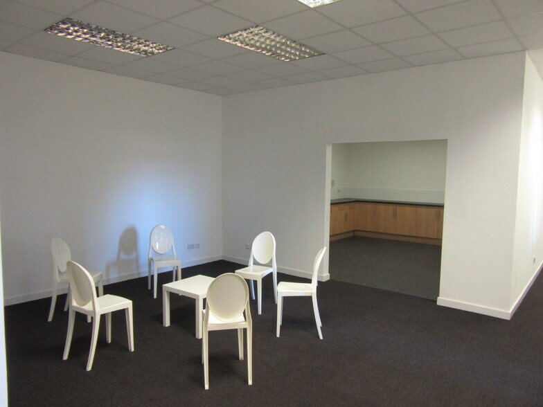 1346 Shettleston Rd, Glasgow à louer - Photo de l’immeuble – Image 2 sur 6