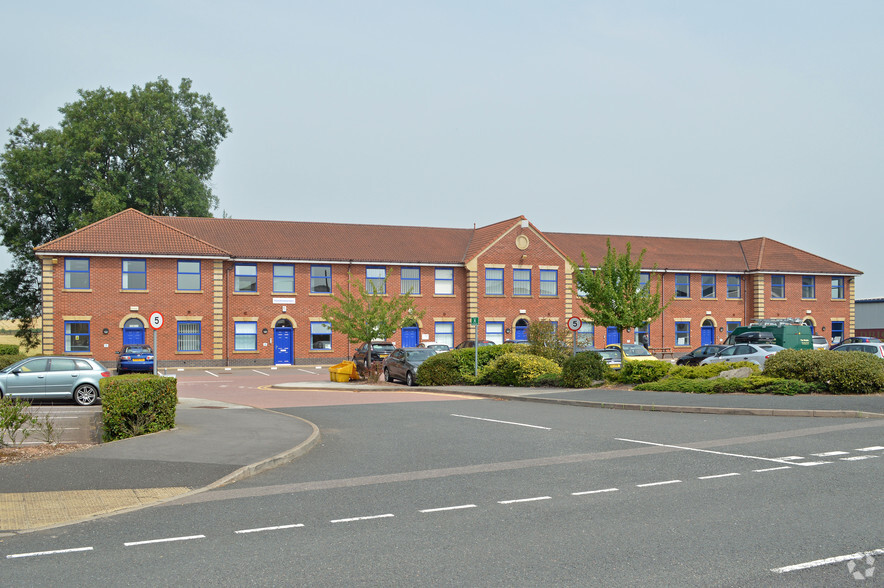 Rutherford Ct, Stafford à vendre - Photo de l’immeuble – Image 1 sur 5