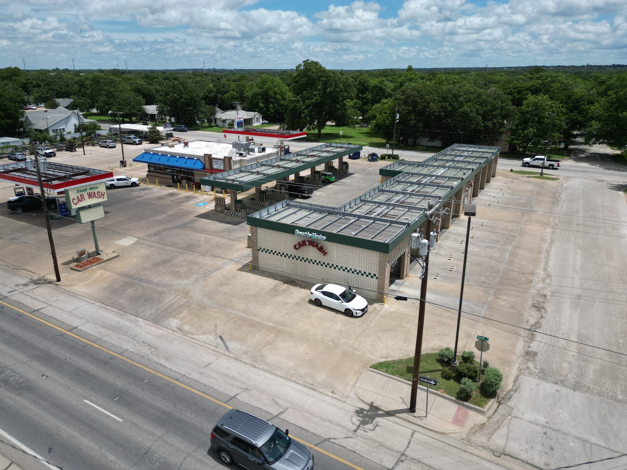 807 S Main St, Cleburne, TX à vendre Photo principale– Image 1 sur 2
