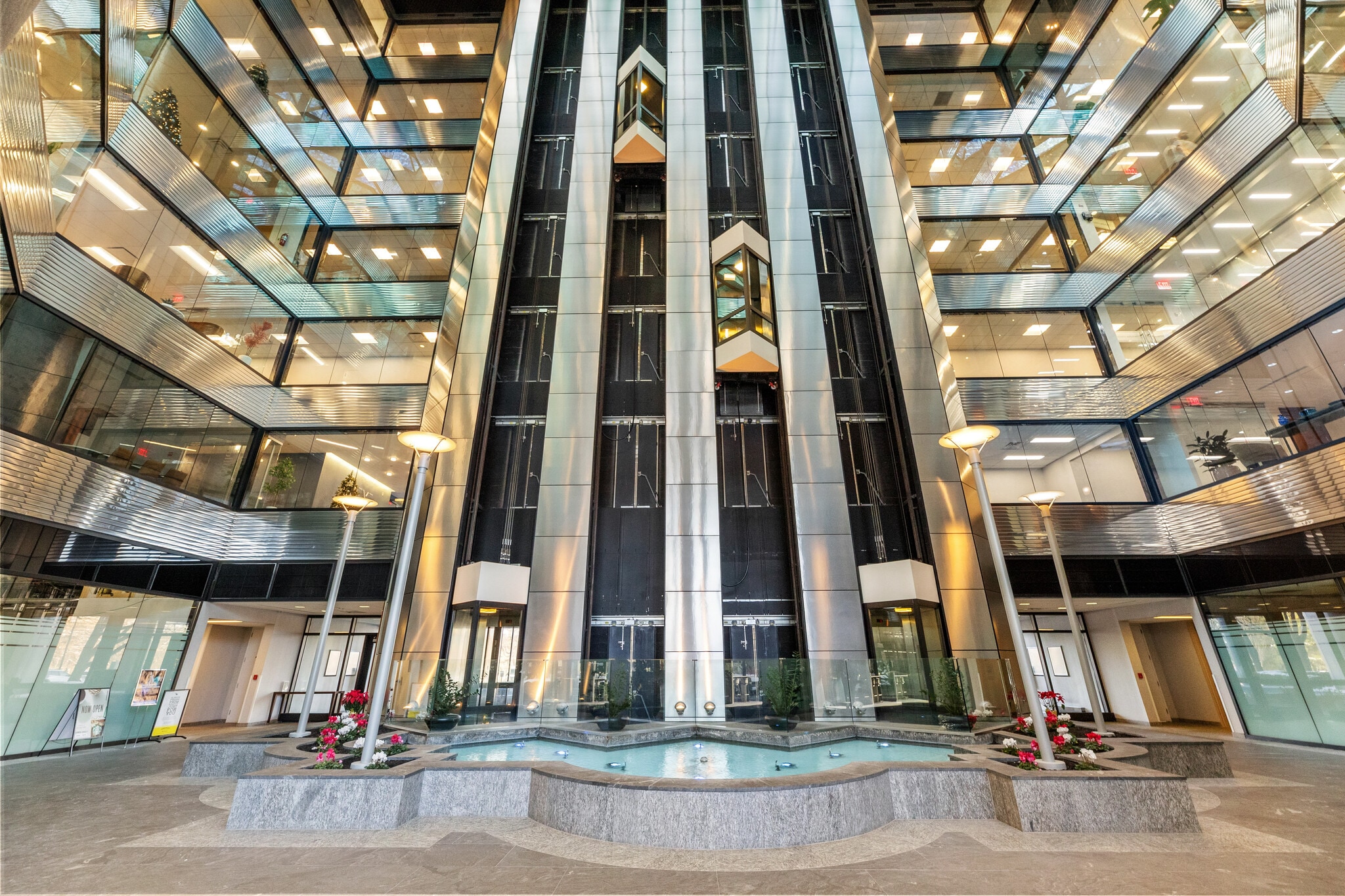 500 Frank W Burr Blvd, Teaneck, NJ à louer Photo principale– Image 1 sur 52