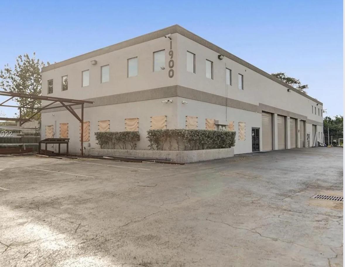 1901 NW 32nd St, Pompano Beach, FL à louer Photo principale– Image 1 sur 3