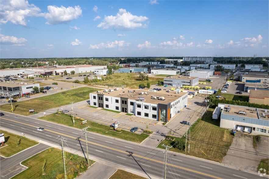 17660 Rue Charles, Mirabel, QC à louer - Aérien – Image 2 sur 6