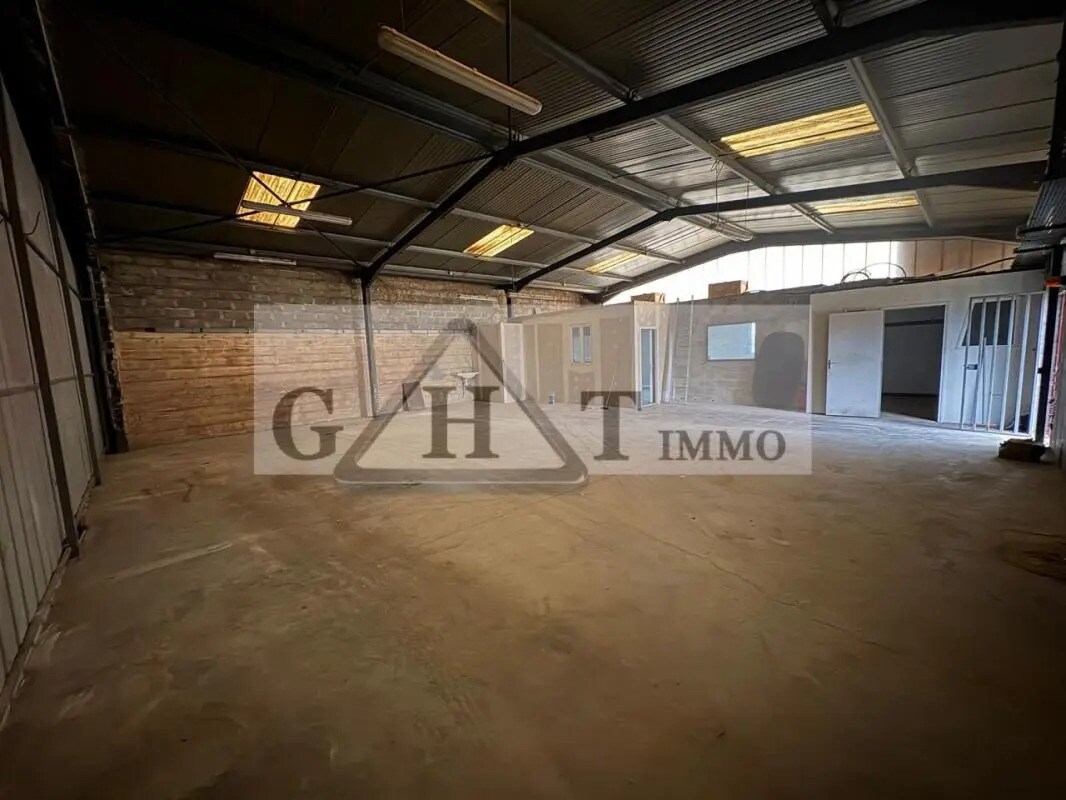 Bureau dans Dammarie-les-Lys à louer Photo de l’immeuble– Image 1 sur 16