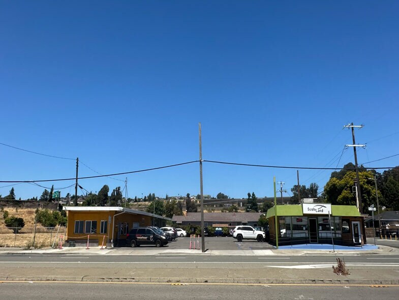 19740 Mission Blvd, Hayward, CA à vendre Photo principale– Image 1 sur 12