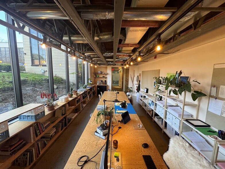 1145 W Long Lake Rd, Bloomfield Hills, MI à louer - Photo de l’immeuble – Image 2 sur 7