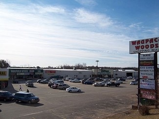 Plus de détails pour 810-830 W Fulton St, Waupaca, WI - Bureau/Local commercial à louer