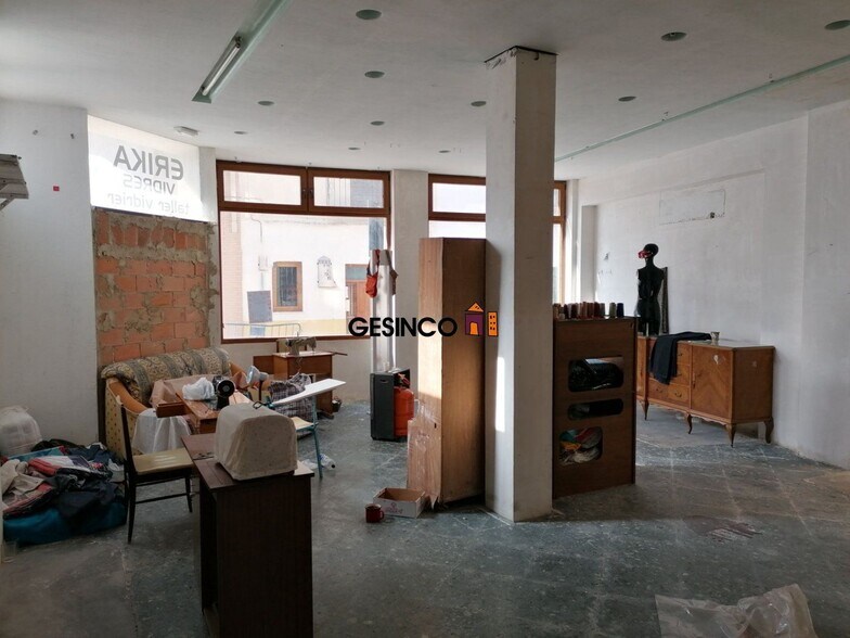 Local commercial dans Ontinyent, Valencia à vendre - Photo de l’immeuble – Image 3 sur 9