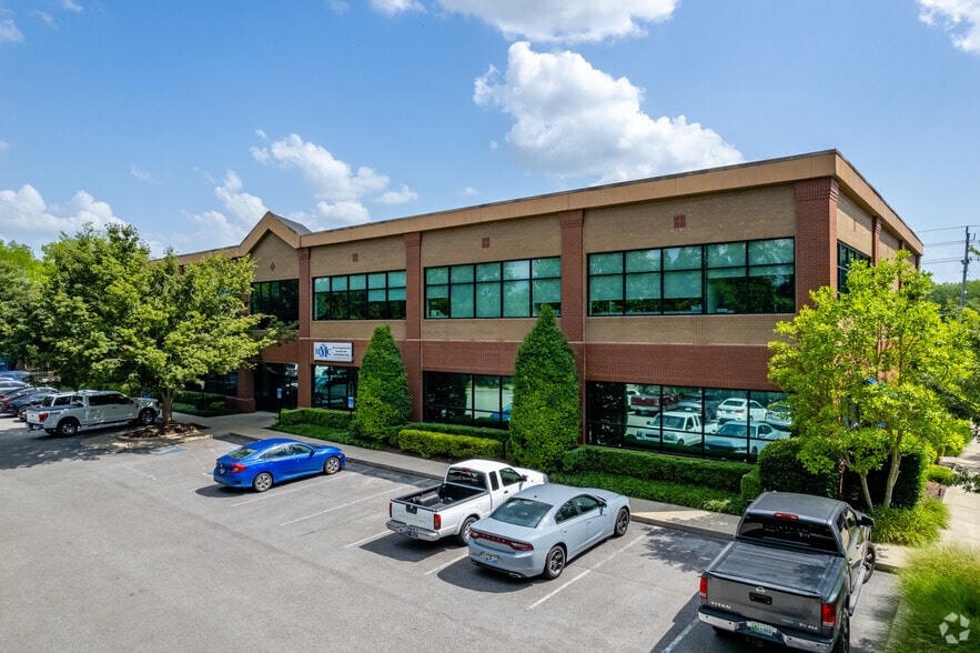 237 W Northfield Blvd, Murfreesboro, TN à vendre - Photo principale – Image 1 sur 7