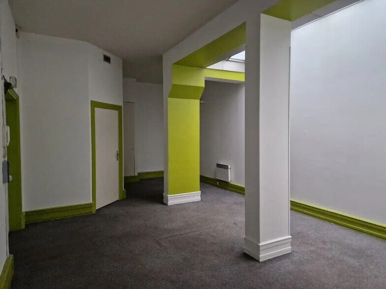 Bureau dans Paris à louer - Photo de l’immeuble – Image 2 sur 4