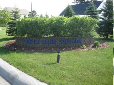 90 Park Ave, Manistee, MI à vendre - Photo de l’immeuble – Image 2 sur 2