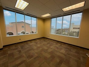 Loop 1604 & Stone Oak Parkway, San Antonio, TX à louer Photo intérieure– Image 2 sur 6