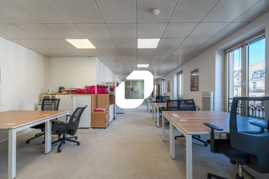 31 Rue De Châteaudun, Paris à louer - Photo intérieure – Image 2 sur 14