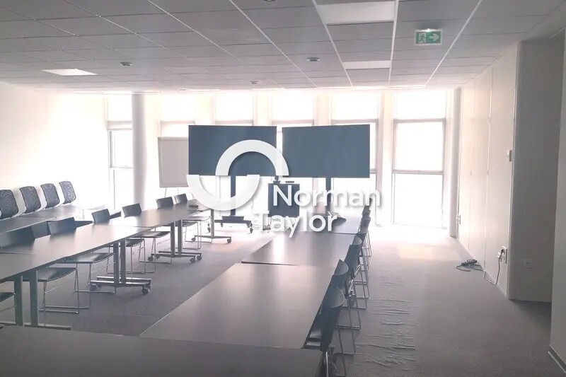 Bureau dans Montpellier à louer - Photo de l’immeuble – Image 2 sur 16
