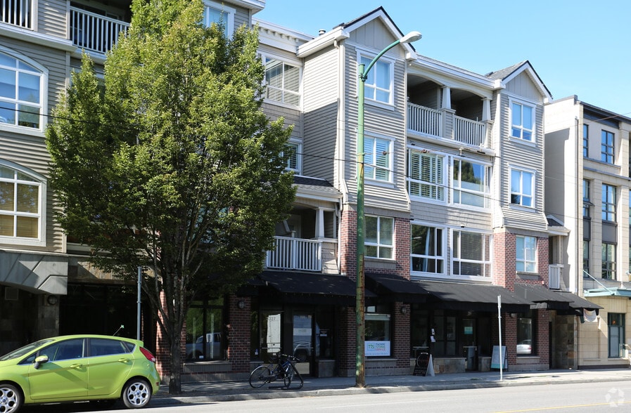 3325-3345 W 4th Ave, Vancouver, BC à louer - Photo principale – Image 1 sur 2