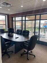 150-33 14th Ave, Whitestone, NY à louer Photo de l’immeuble– Image 1 sur 9