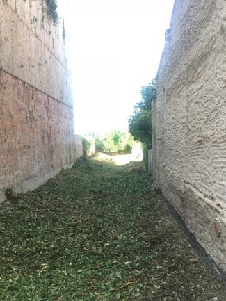 Plus de détails pour Terrain à vendre
