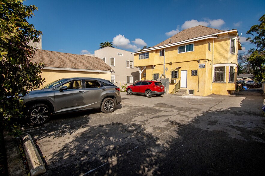 1820 W 11th St, Los Angeles, CA à vendre - Photo de l’immeuble – Image 2 sur 38