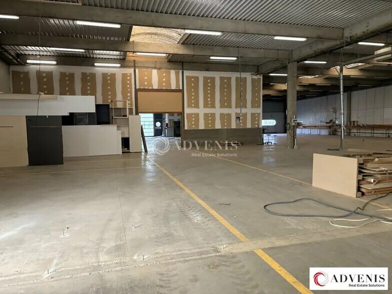 Industriel/Logistique dans Mérignac à louer - Photo de l’immeuble – Image 3 sur 12