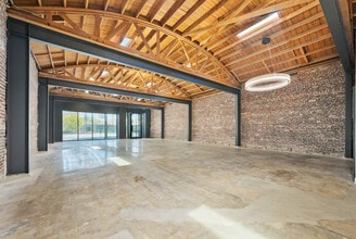 601 S Fairfax Ave, Los Angeles, CA à louer Photo intérieure– Image 1 sur 3