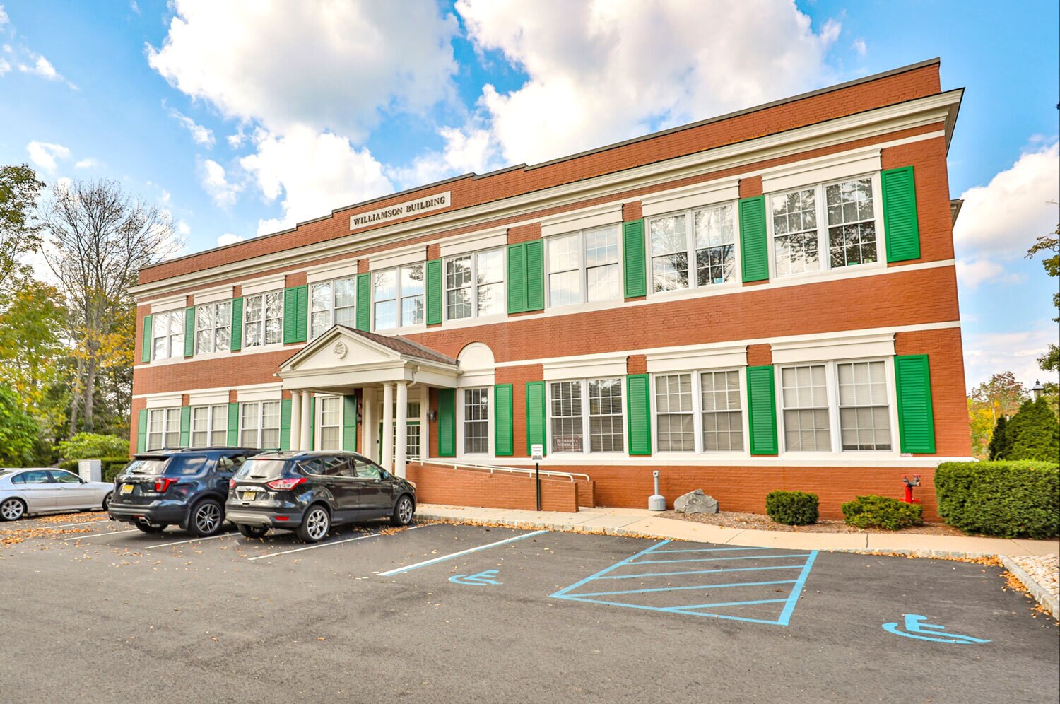 245 Main St, Chester, NJ à louer Photo principale– Image 1 sur 16