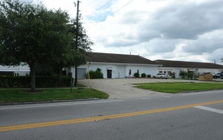 Plus de détails pour 3200 28th St N, Saint Petersburg, FL - Industriel/Logistique à vendre