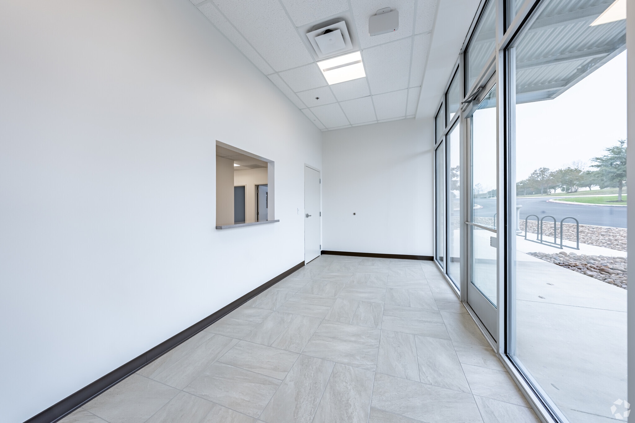 6422 E Campus Dr, San Antonio, TX à louer Photo intérieure– Image 1 sur 21