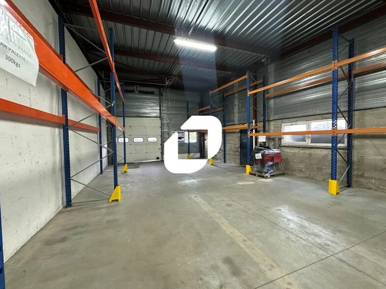 Bureau dans Chelles à louer - Photo intérieure – Image 2 sur 7