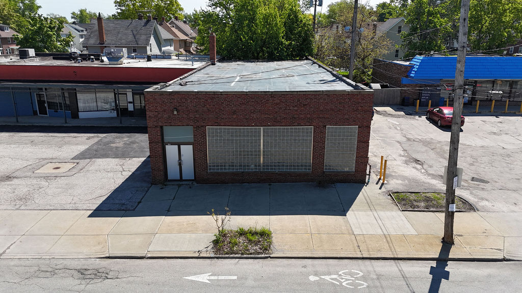 15212 Lake Shore Blvd, Cleveland, OH à vendre Photo de l’immeuble– Image 1 sur 21