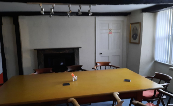 21-21A Holyrood St, Chard à vendre - Photo intérieure – Image 2 sur 4