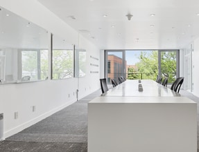 1360 Rue Ropery, Montréal, QC à louer Photo intérieure– Image 1 sur 5