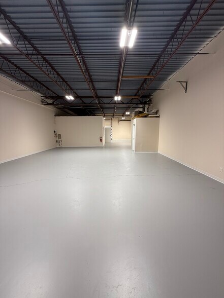 24 Rockland St, Hanover, MA à louer - Photo de l’immeuble – Image 3 sur 8