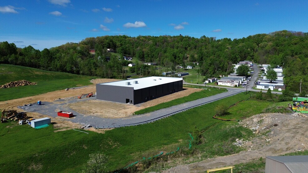 100-400 Factory Dr, Morgantown, WV à louer - Photo de l’immeuble – Image 3 sur 11