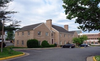 Plus de détails pour 3921-3951 University Dr, Fairfax, VA - Bureau à louer